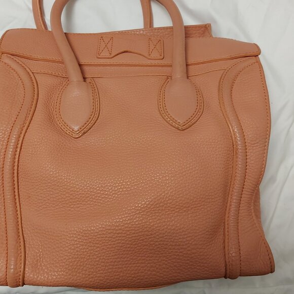 Celine Luggage Tote in Pink Leather - Picture 4 of 9